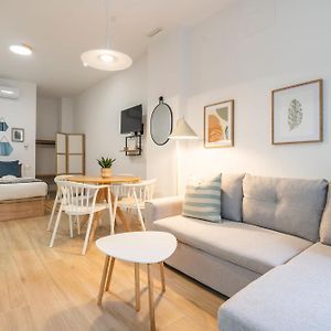 Studio met een Queen Size Bed